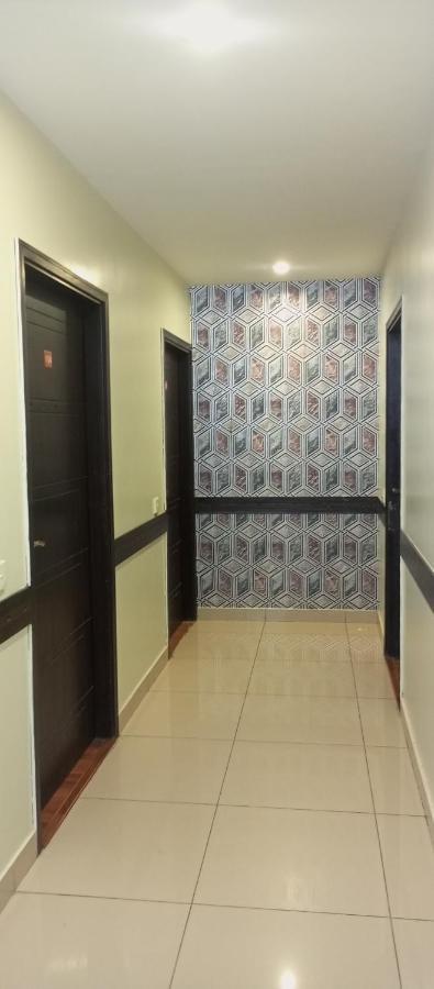 Hira Guest House Karachi Exterior foto